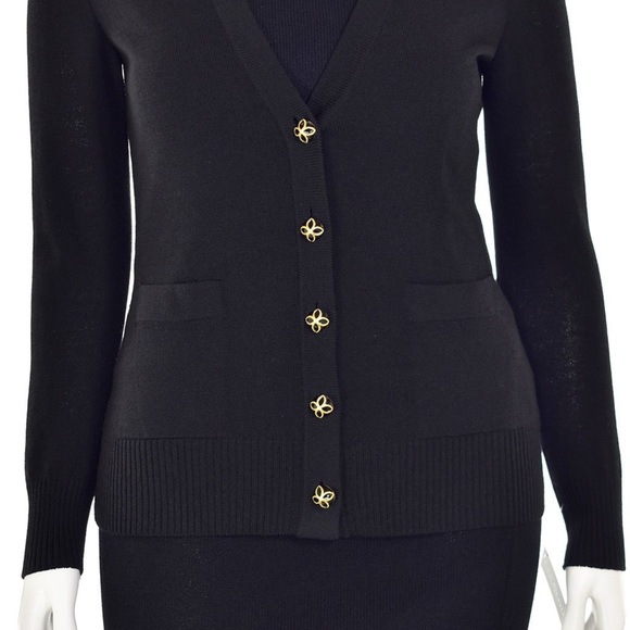 ST. JOHN CAVIAR - Like new Black V-neck Sweater Cardigan Santiago Knit: Medium - Picture 2 of 13